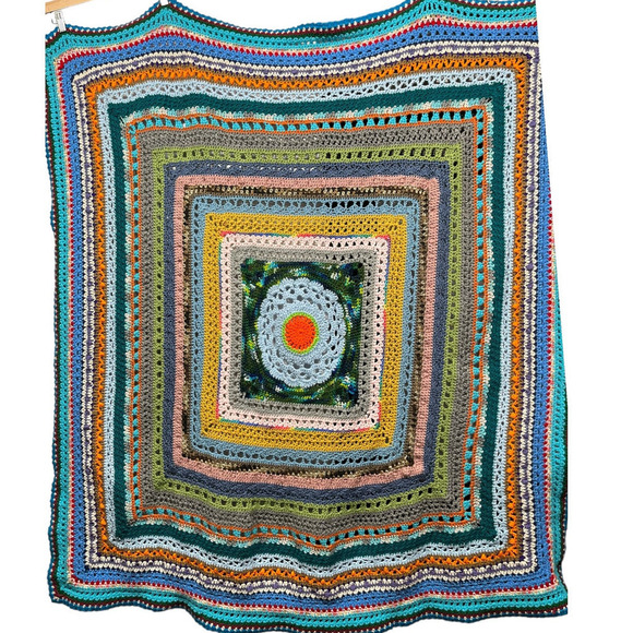 Vintage granny Knit Blanket - Picture 8 of 10